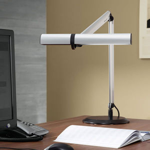 现代风格铝制办公室灯具 提升办公空间的实用与美感